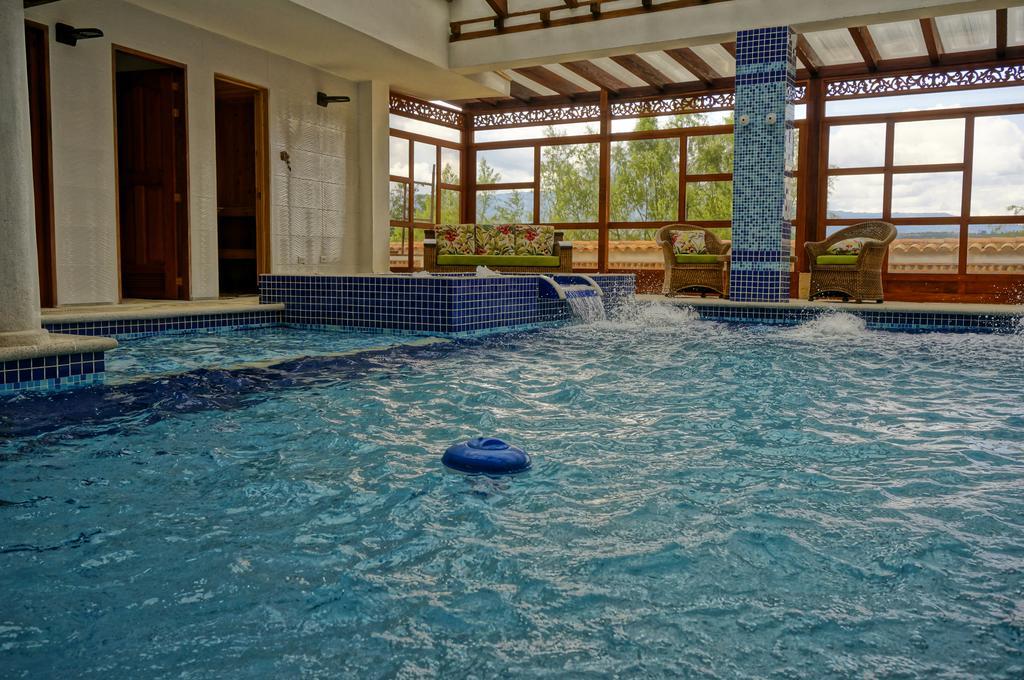 Hotel Campanario De La Villa فيلا دي ليفا المظهر الخارجي الصورة