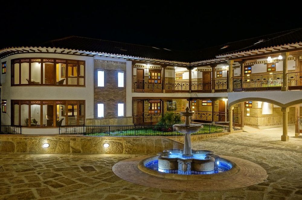 Hotel Campanario De La Villa فيلا دي ليفا المظهر الخارجي الصورة