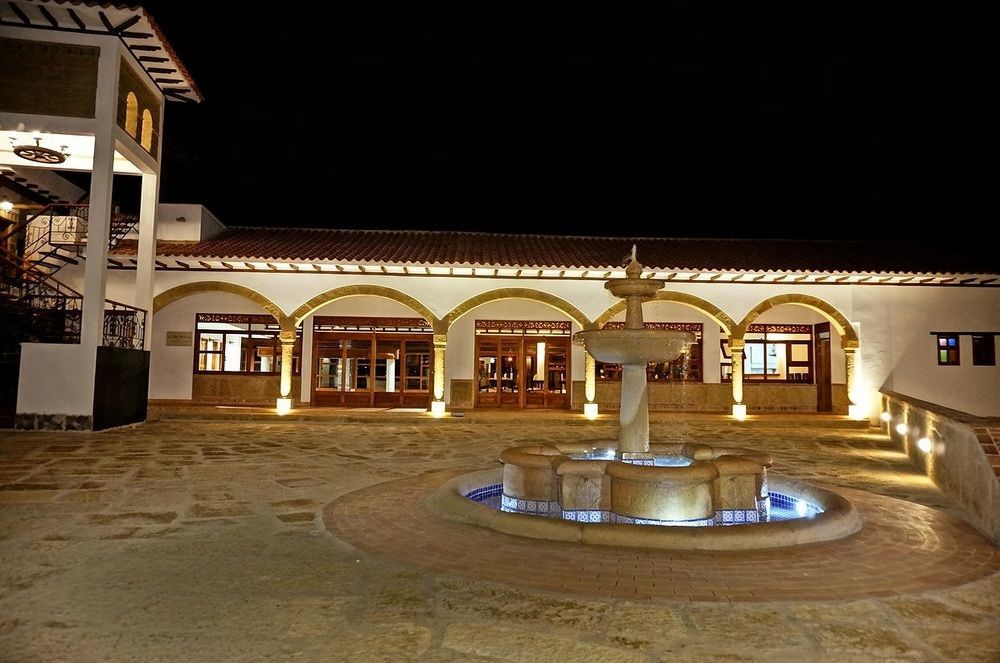 Hotel Campanario De La Villa فيلا دي ليفا المظهر الخارجي الصورة