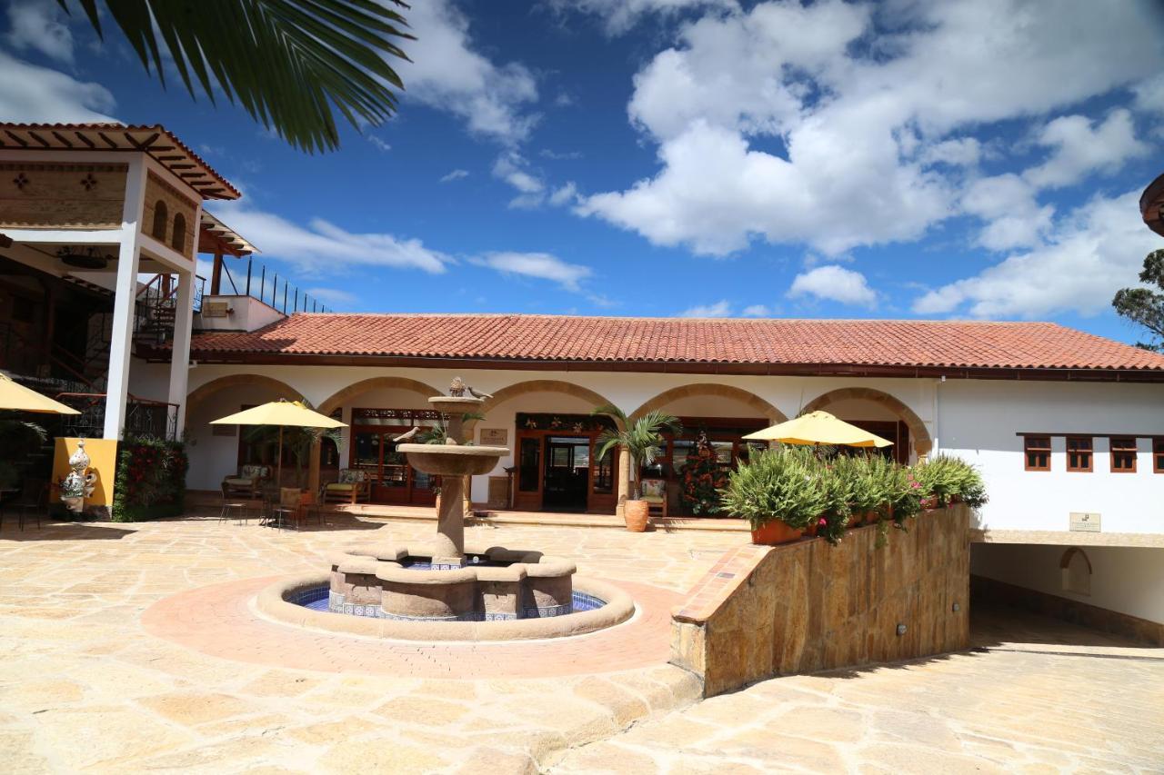 Hotel Campanario De La Villa فيلا دي ليفا المظهر الخارجي الصورة